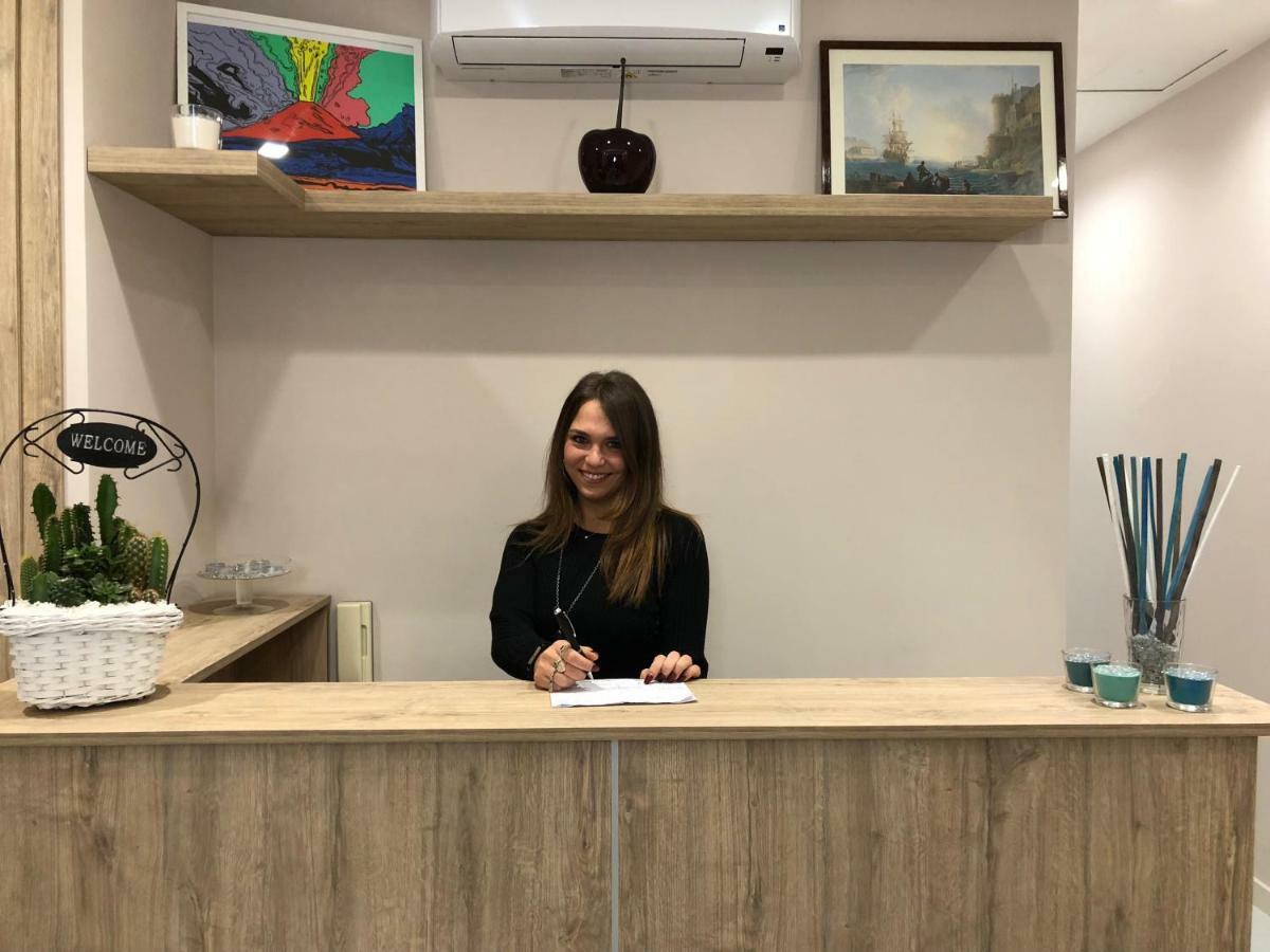 La Casa Di Giorgio B&B Napoli Eksteriør billede