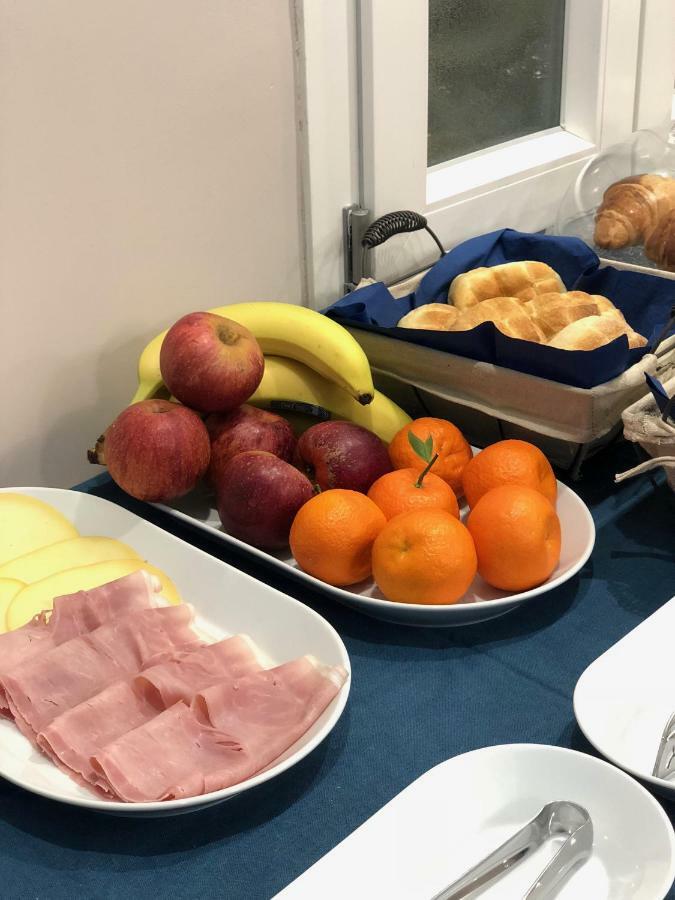 La Casa Di Giorgio B&B Napoli Eksteriør billede